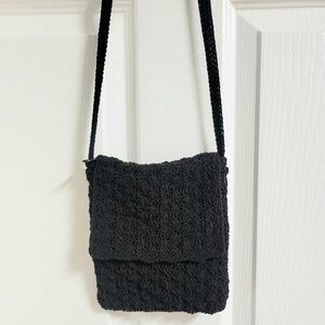 Kathy Ireland Womens Black Vintage Crocheted Textured Zipper Bohemian Bag